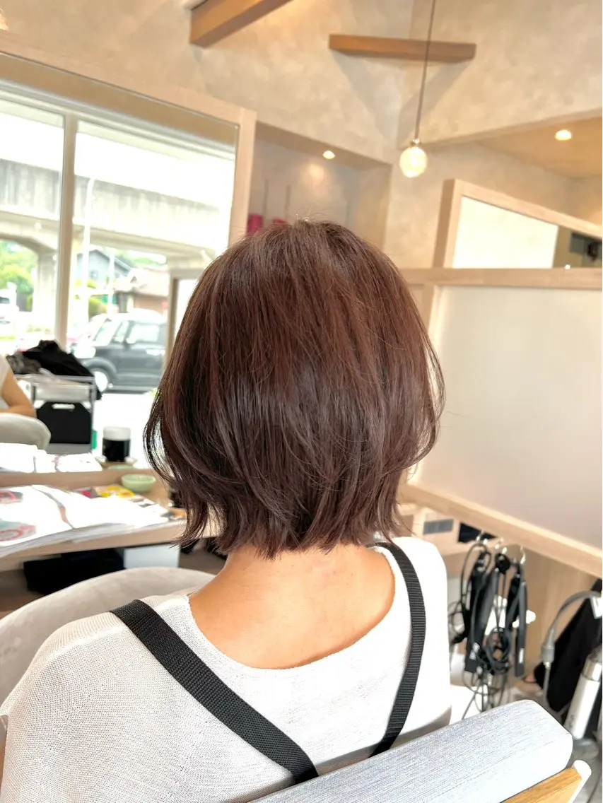 ミディアム カラー ボブレイヤー ボブ レイヤーカット カット ヘアカラー トリートメント YUKA .のヘアスタイル