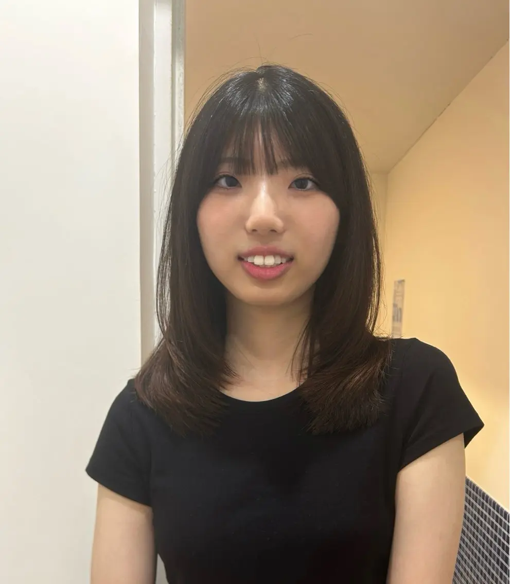 セミロング レイヤーカット カット 太田 絵麻のヘアスタイル