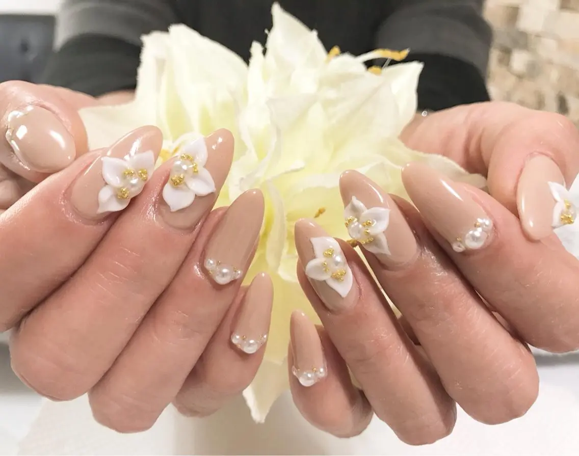 ネイル フットネイル ワンカラーネイル シンプルネイル 春ネイル ホワイト nail fufla ♡yamane♡のネイルデザイン