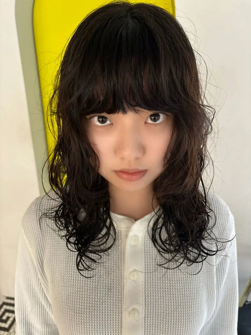 ミディアム ミディアムパーマ カット パーマ トリートメント 田中 隼斗のヘアスタイル