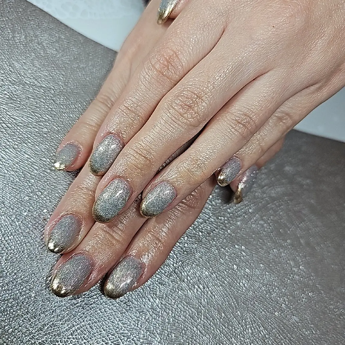 ネイル マグネットネイル ミラーネイル salon de  Princessのネイルデザイン