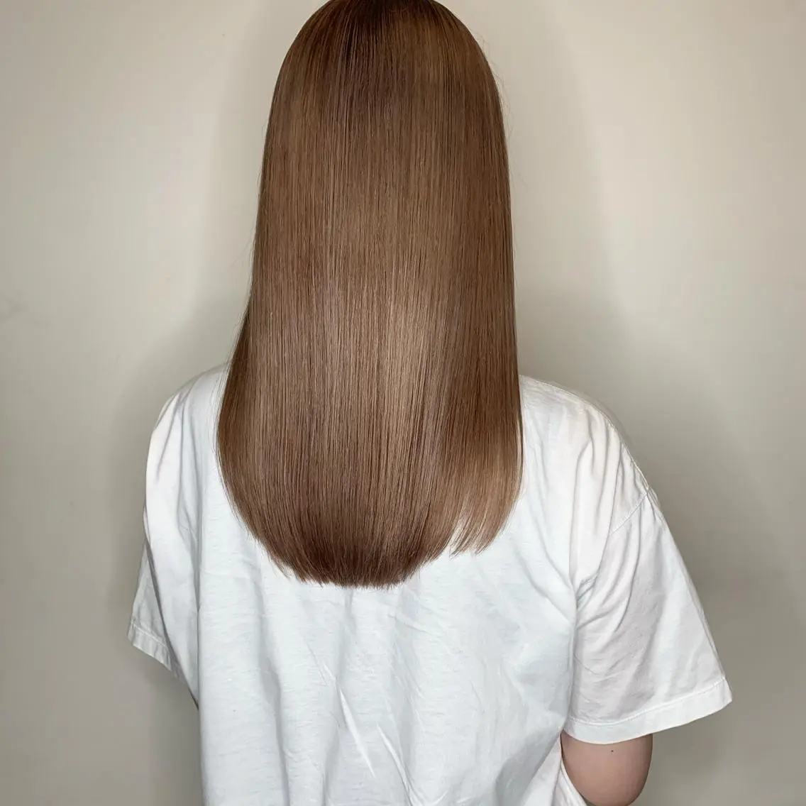 ロング カラー 塚本 悠里のヘアスタイル