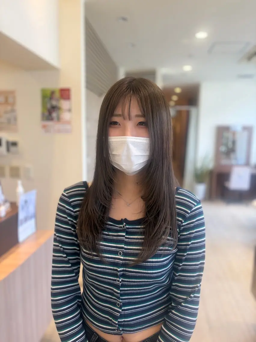 カラー ベージュカラー ブリーチ 透明感カラー ダブルカラー ミント 山口 なつのヘアスタイル