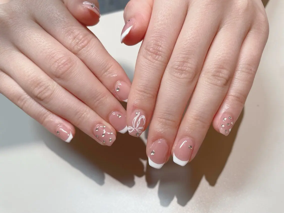 ネイル フレンチネイル ガーリー ピンク Naho久屋大通🎀 ワンホン長さだし🫧のネイルデザイン
