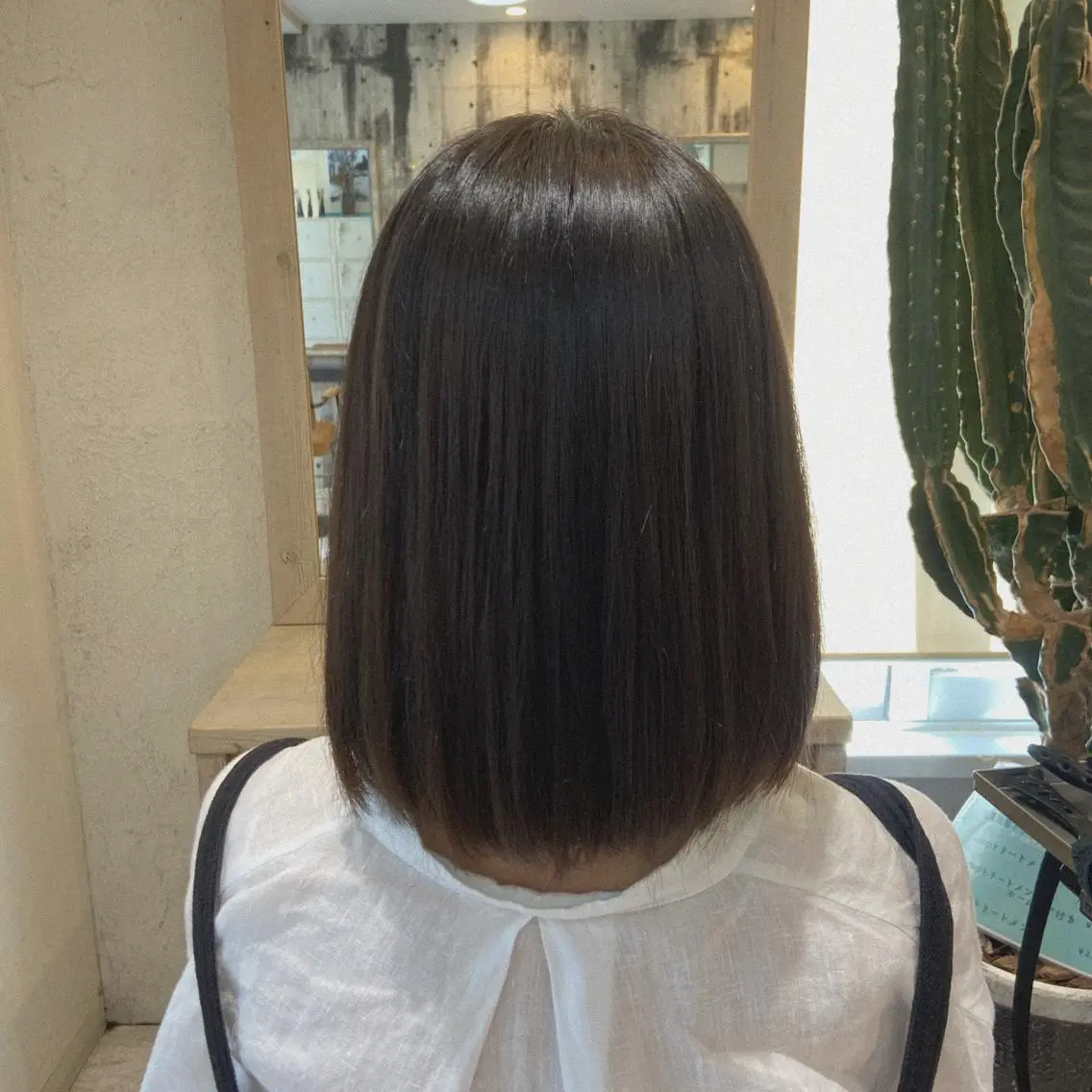 ミディアム ヘアカラー 🍒マツダ エナ‎🤍のヘアスタイル