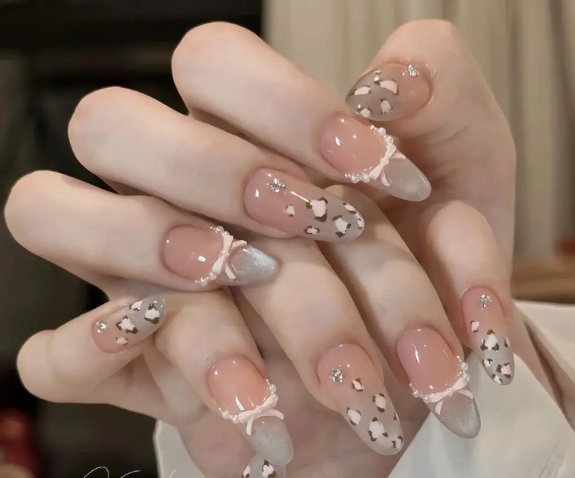 ネイル ハンドネイル 🎀 NaNa_nailのネイルデザイン