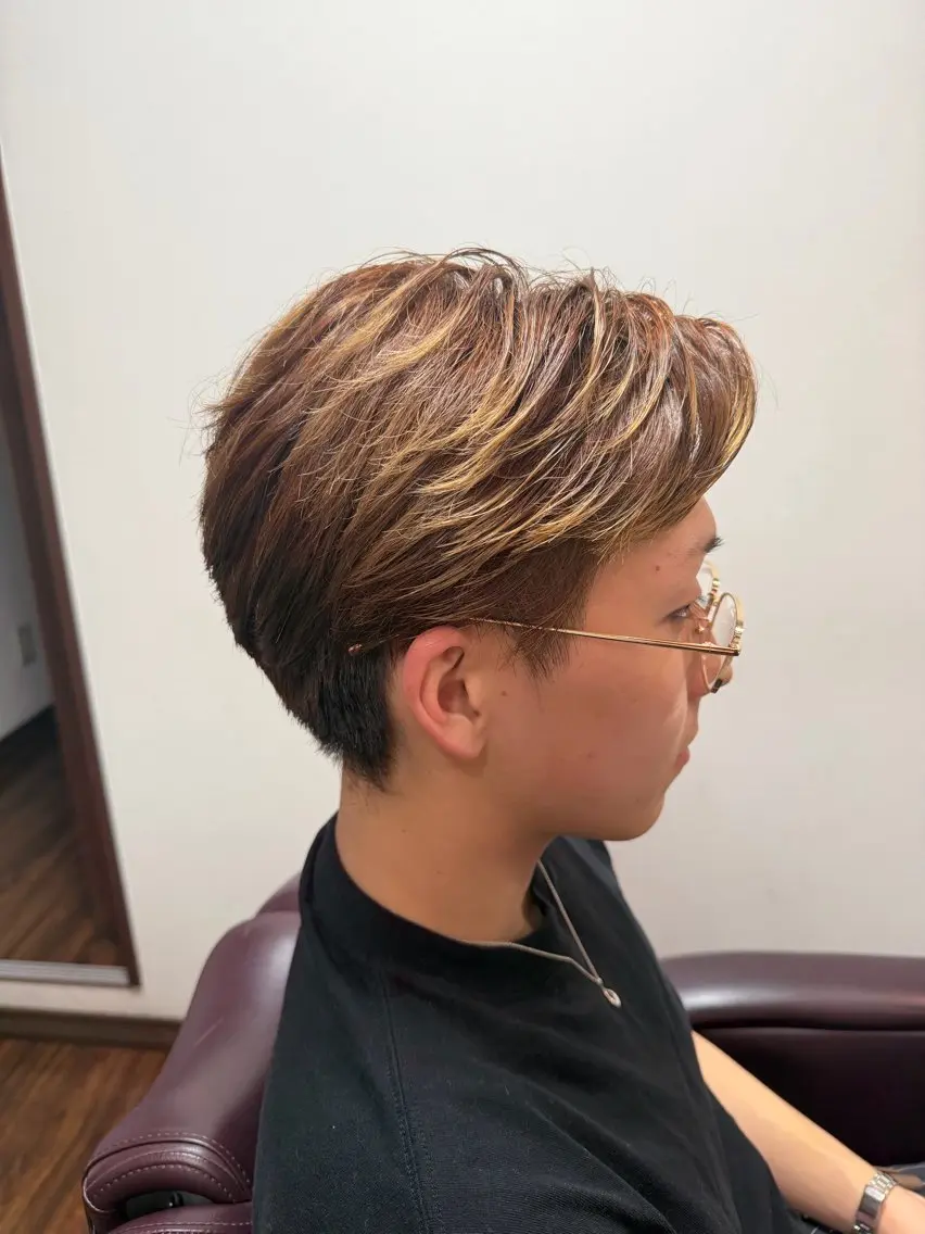 ショート メンズ 糸山 仁のヘアスタイル