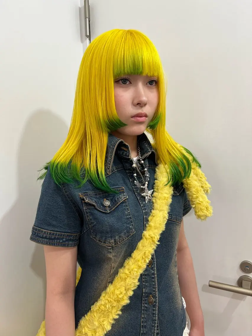 セミロング ヘアカラー トリートメント 💥ウルフカット デザインあんな💥のヘアスタイル