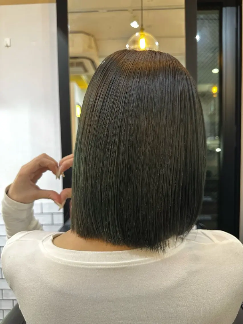 ミディアム カラー 似合わせひなた🐥 elima調布のヘアスタイル