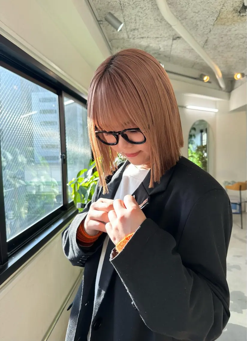 ショート ボブ ヘアカラー 竹中 彩音のヘアスタイル