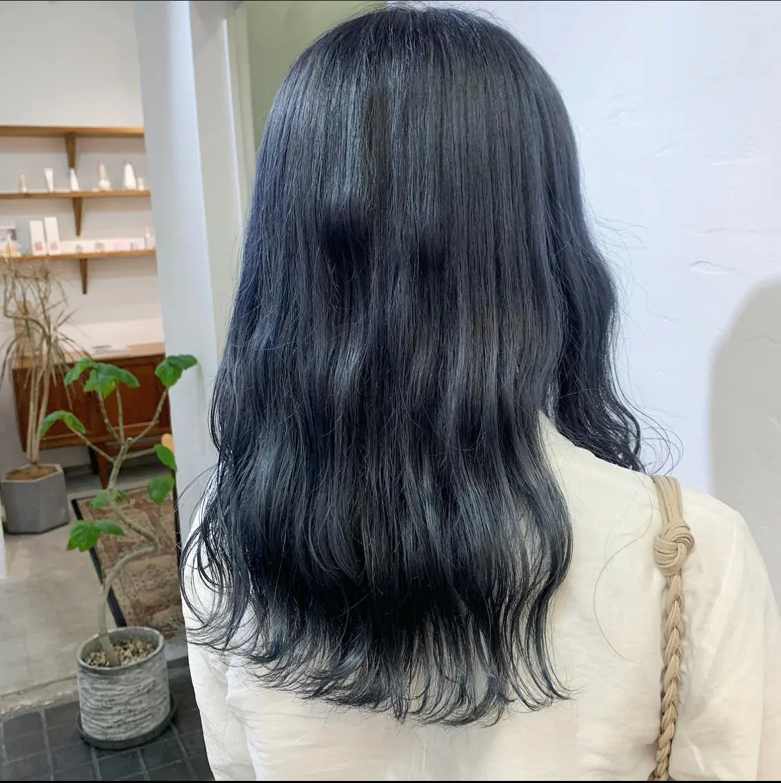 ロング カラー wakana/ 柔らかベージュカラーのヘアスタイル
