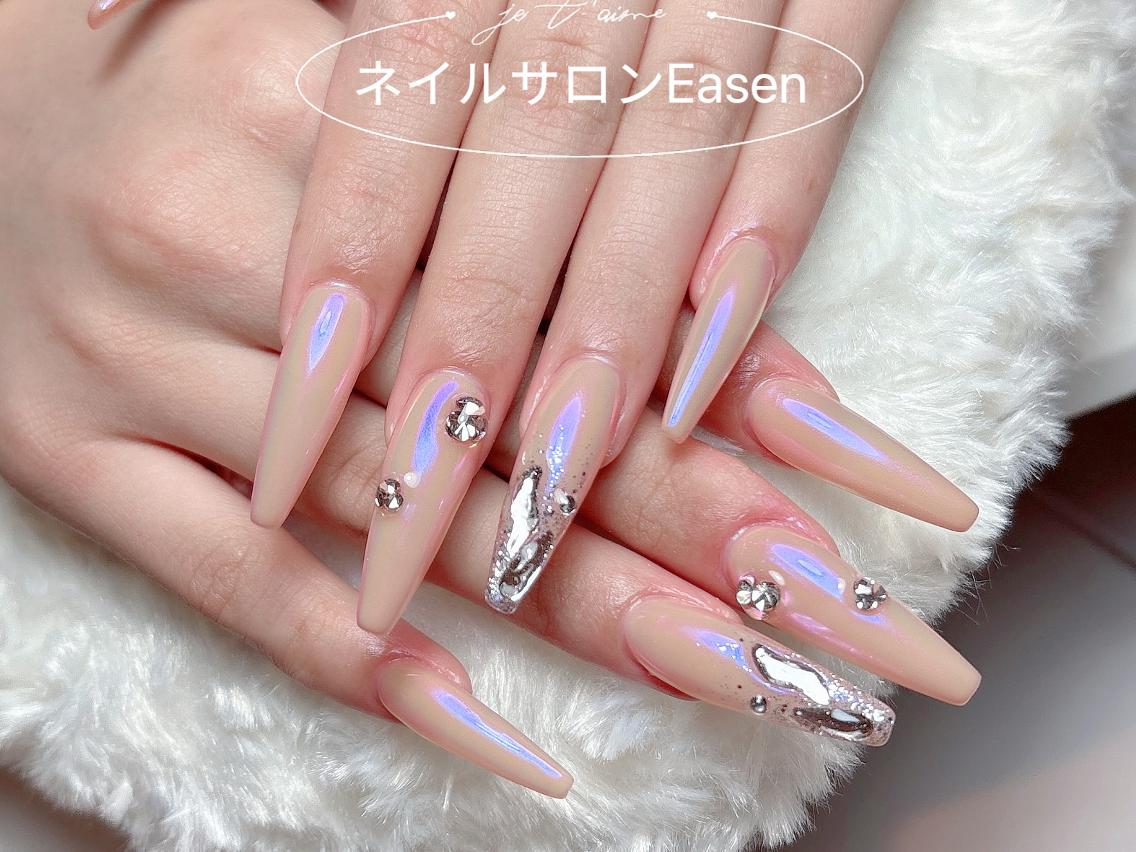 ネイル Easenネイル (長さ出し専門)のネイルデザイン