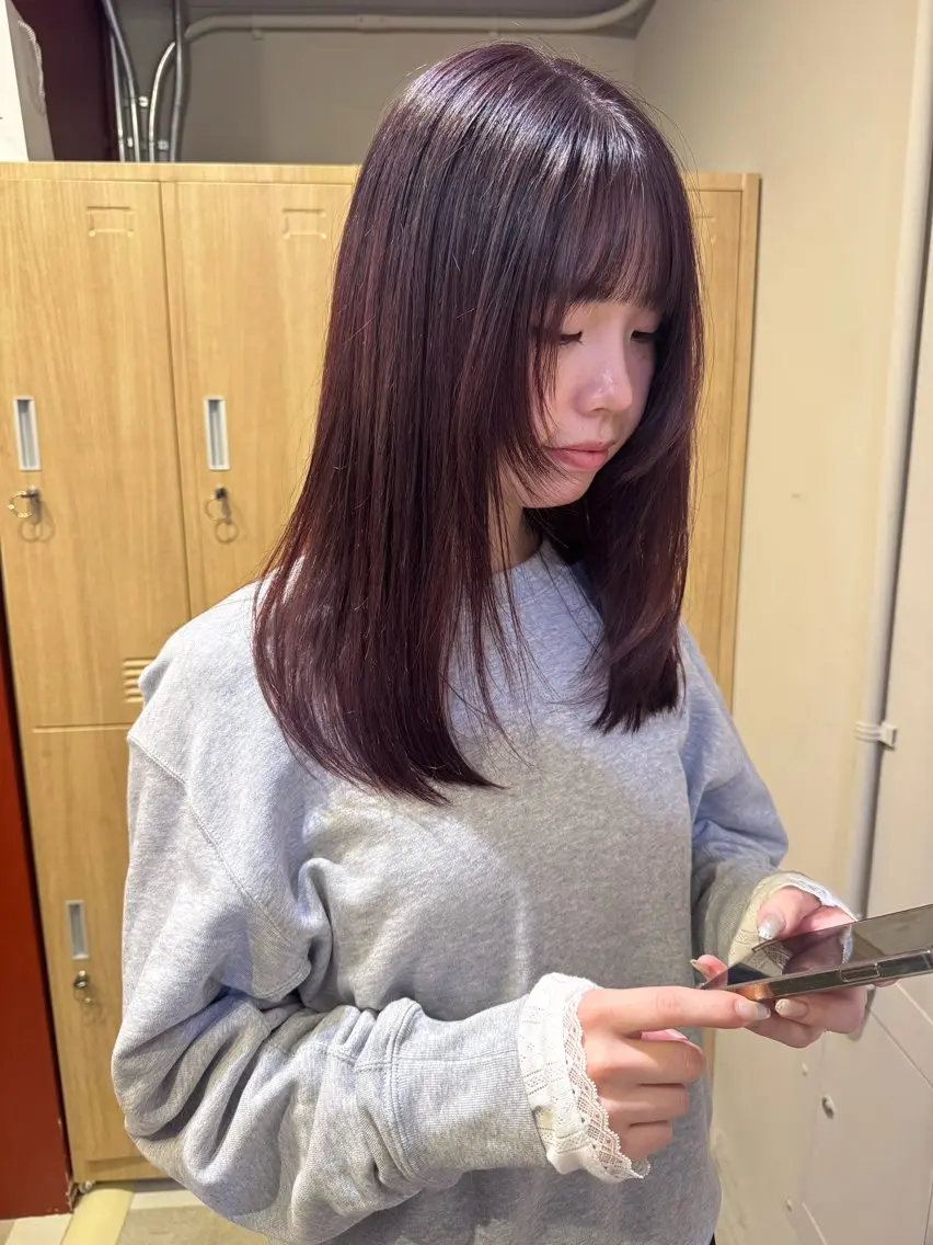 セミロング カラー カット ヘアカラー トリートメント レイヤーカット 鈴木駿介のヘアスタイル