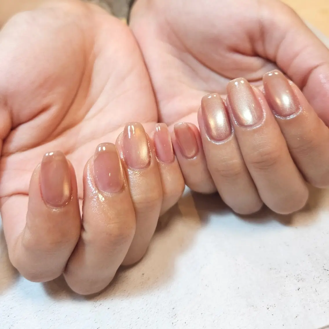 ネイル 氷ネイル・うるうるネイル マグネットネイル ニュアンスネイル ハンドネイル Nailsalon manoのネイルデザイン