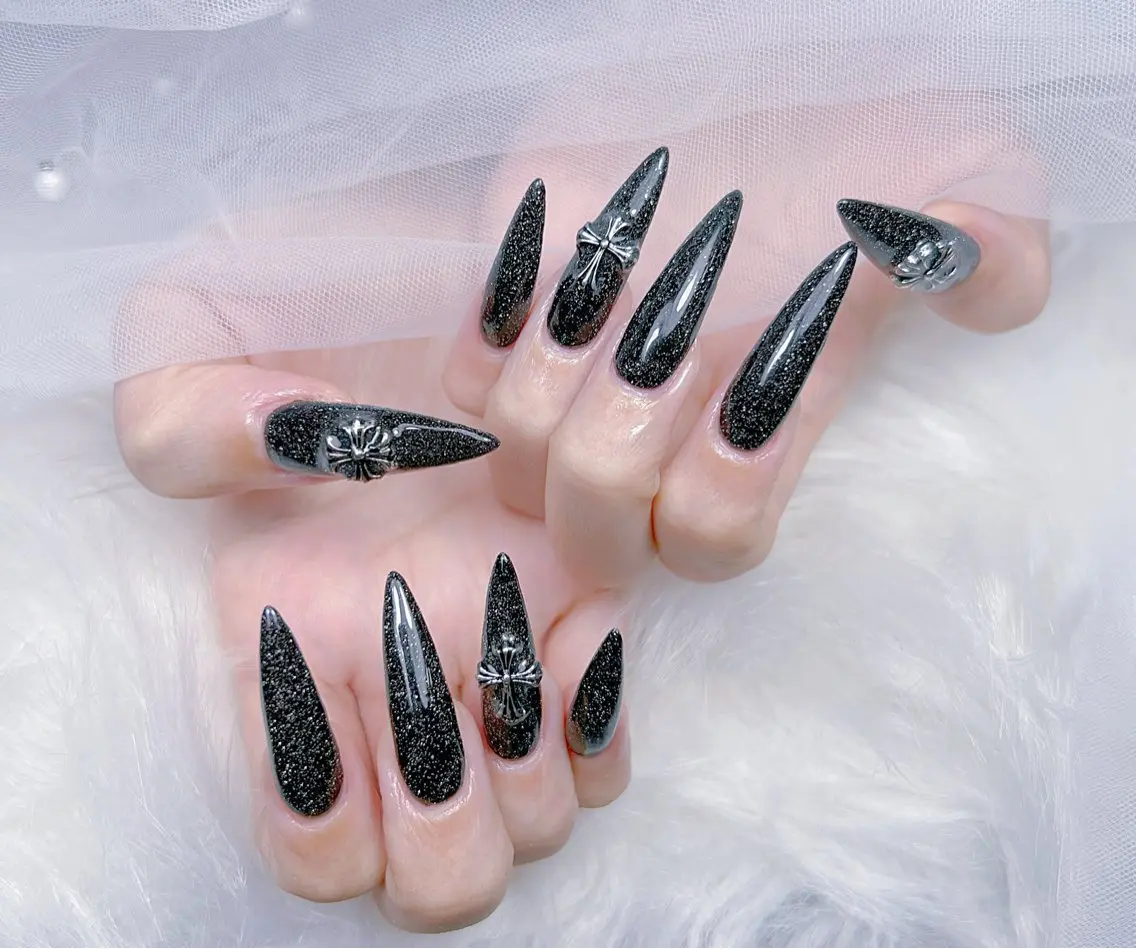 ネイル アートネイル オーロラネイル チークネイル 長さ出し フットネイル Miya _nailのネイルデザイン