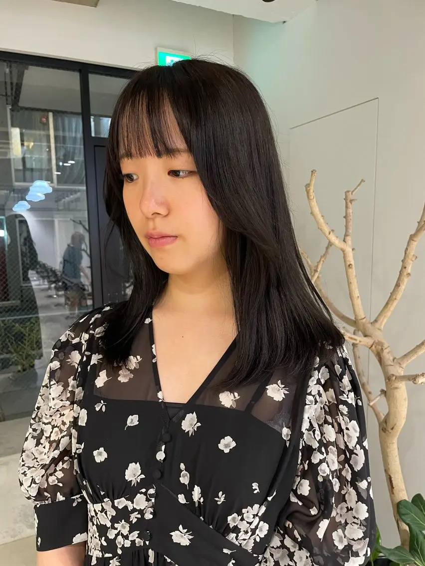 セミロング 顔周りカット ユウナ🎀レイヤー/ 暖色カラーのヘアスタイル