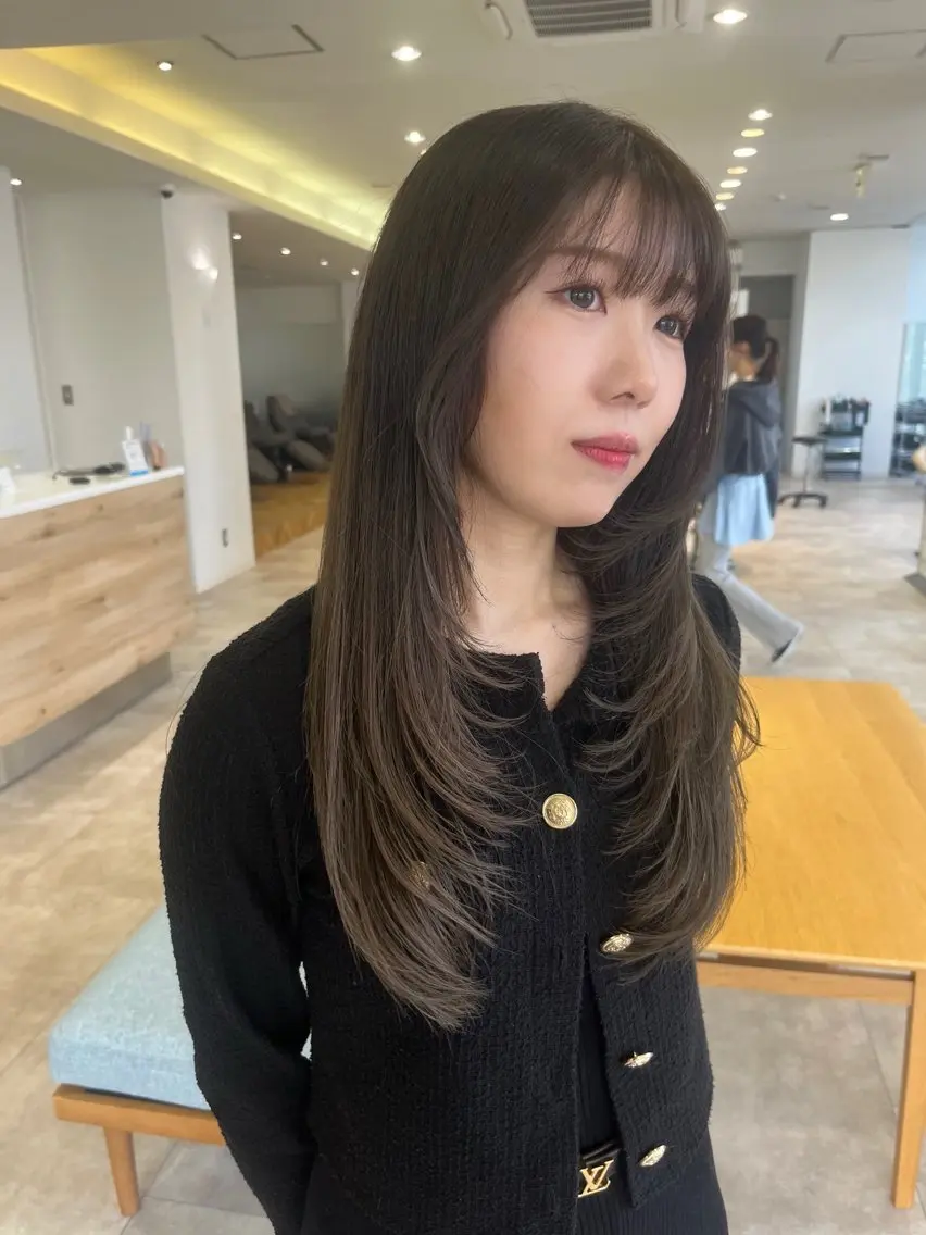 ロング レイヤーカット ロング cana 札幌レイヤースタイルのヘアスタイル