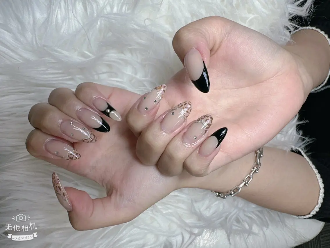 ネイル 長さ出し フレンチネイル グラデーション 韓国ネイル マグネットネイル ハンドネイル Lannie nailのネイルデザイン