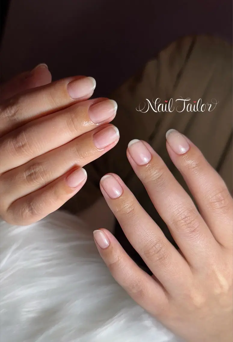 ネイル クリアネイル ジェルネイル オフィスネイル ハンドネイル NailTailor ネイルテイラーのネイルデザイン