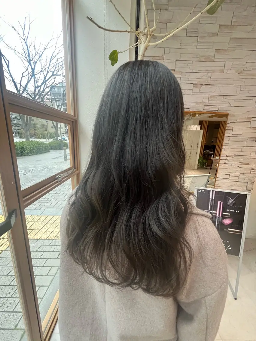 ロング 🎀 kuschel ホリグチのヘアスタイル