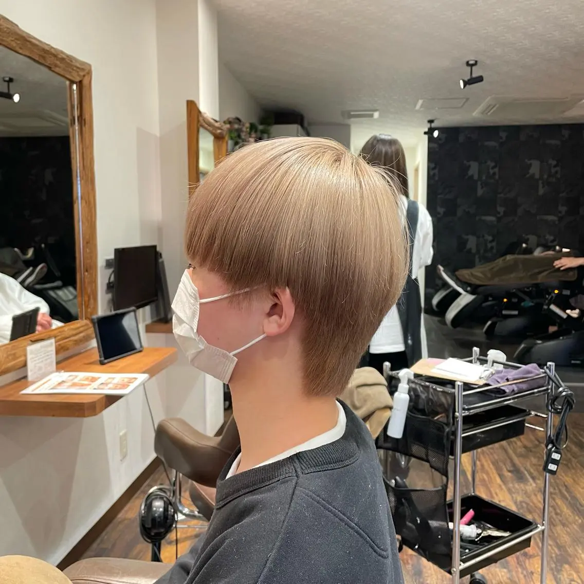 ショート カラー メンズ ベージュカラー ミルクティーベージュ カット ヘアカラー Wataru 髪質改善カラー💎のヘアスタイル