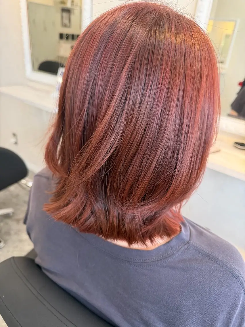 ショート カラー ブリーチ ブリーチなしカラー レッドカラー セシルヘアー神戸元町 MANAMIのヘアスタイル