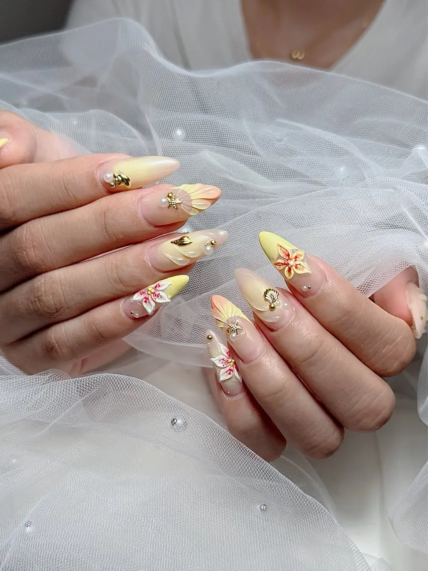 ネイル チークネイル 長さ出し フラッシュネイル フレンチネイル グラデーション ハンドネイル Lenie Nail Salonのネイルデザイン