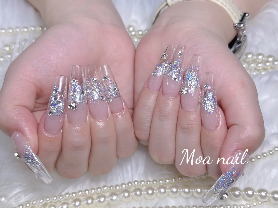 ネイル 長さ出し フレンチネイル ガラスフレンチ ハート キラキラネイル ハンドネイル Moa nailのネイルデザイン