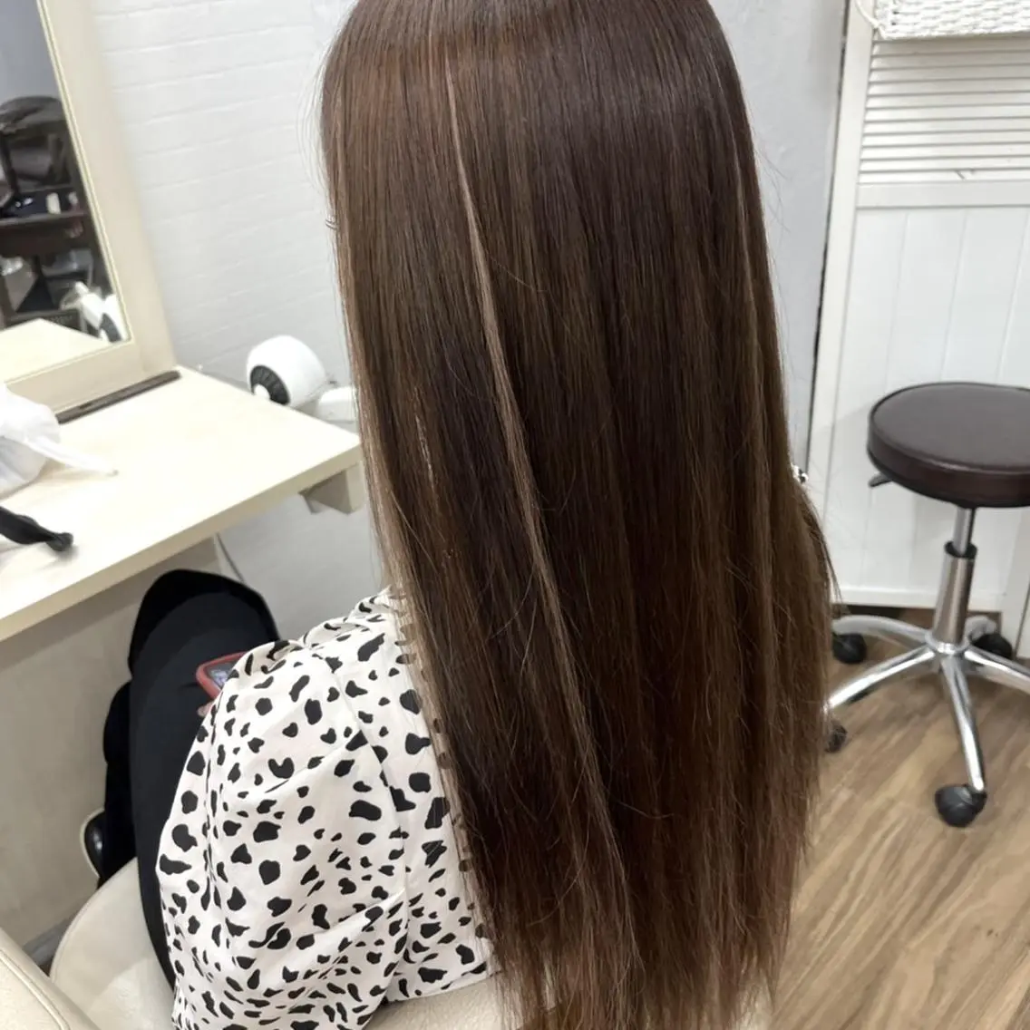 ロング シールエクステ エクステ 髪質改善 トリートメント ヘアカラー GLOSS 心斎橋 山上のヘアスタイル