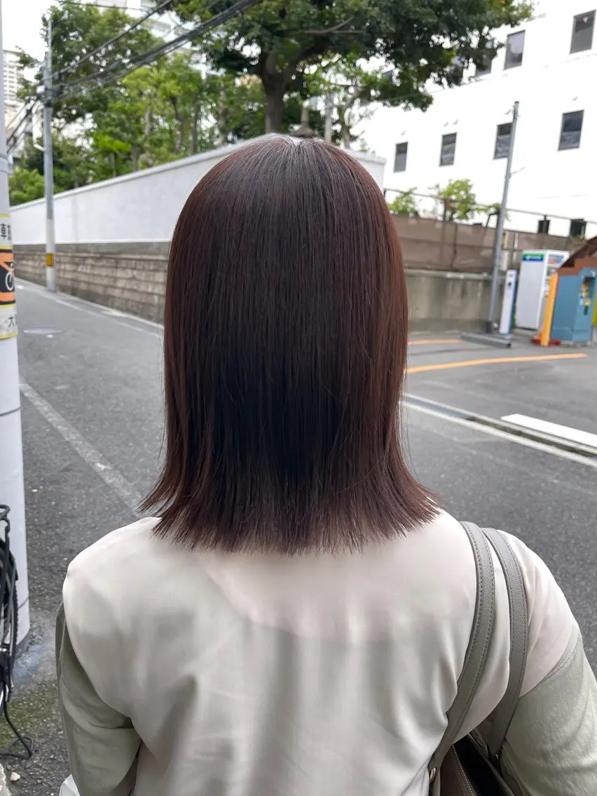 ミディアム カラー ブラウンカラー カット ヘアカラー トリートメント Kamie みかじりのヘアスタイル