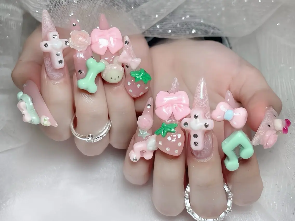 ネイル アニマル柄 べっ甲ネイル ブルー ボルドー ブラウン ハンドネイル Rin Nail 新大久保店のネイルデザイン