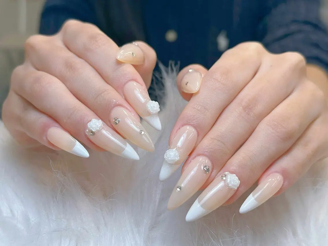ネイル ボルドー ブラウン チークネイル ドット フットネイル ハンドネイル VAN NAIL 海老名展のネイルデザイン