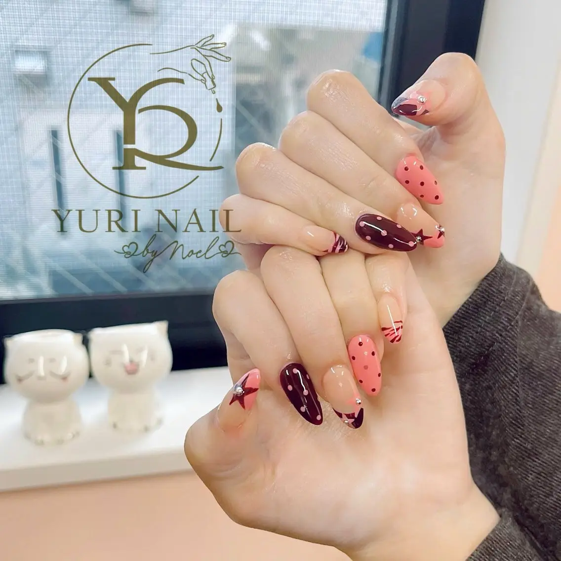 ネイル チークネイル フットネイル フレンチネイル グラデーション キラキラネイル ハンドネイル フットネイル ハンドケア YURI Nail Funabashiのネイルデザイン
