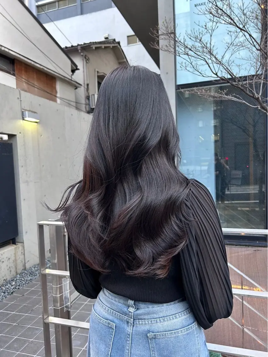 ロング カラー ヘアカラー まとまるレイヤー カット/透明感カラーのヘアスタイル