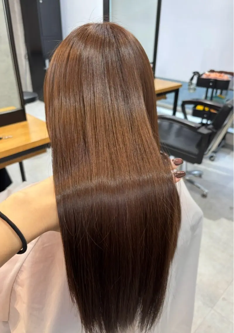 ロング カラー ブリーチ ブラウンカラー ショコラブラウン ココアブラウン ブリーチなしカラー 松井那津子 /ハイライトブリーチのヘアスタイル