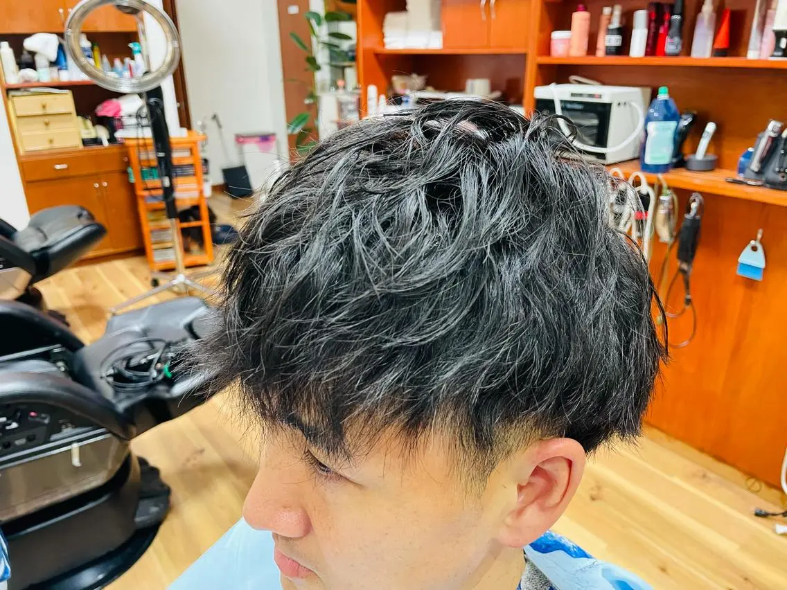 パーマ メンズ メンズパーマ メンズツイストパーマ ツイストパーマ 吉村 拓也のヘアスタイル