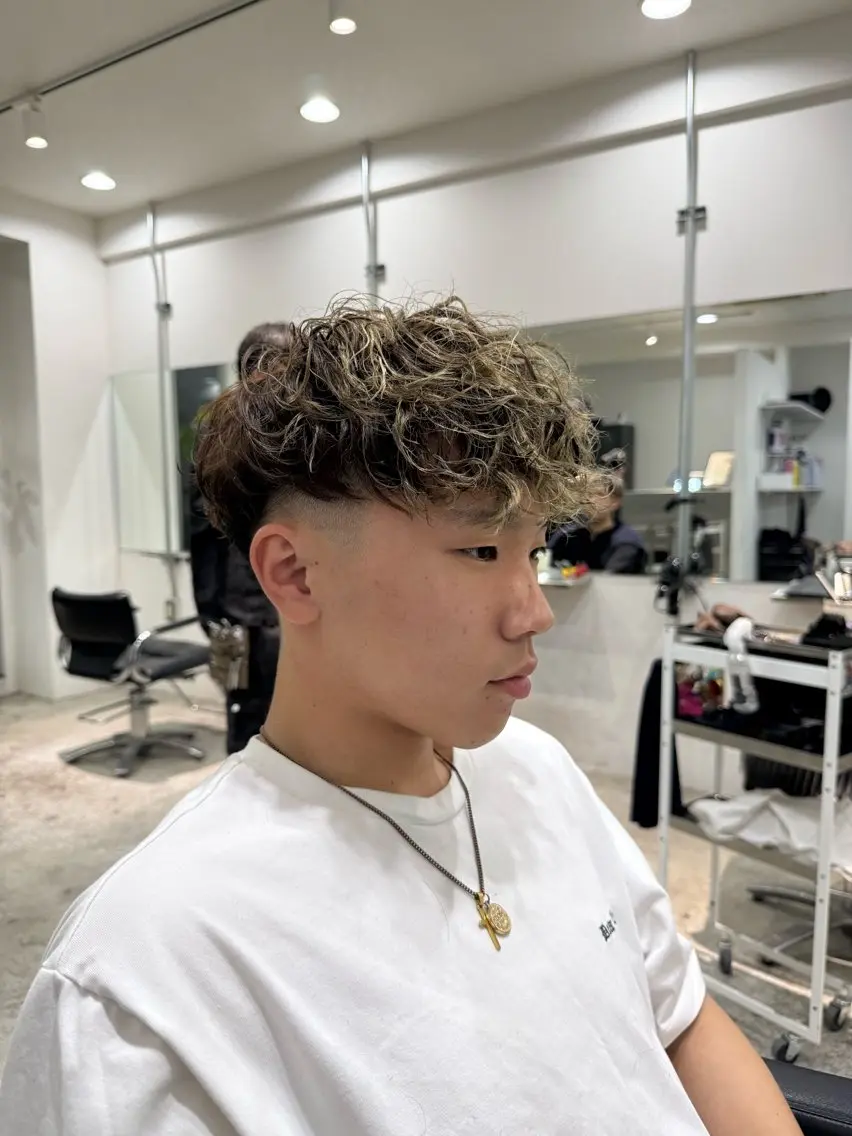 ミディアム 大田 流生のヘアスタイル
