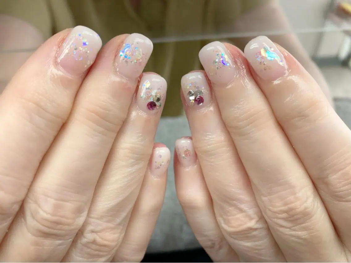 ネイル ニュアンスネイル🌈 MYU Nailsのネイルデザイン