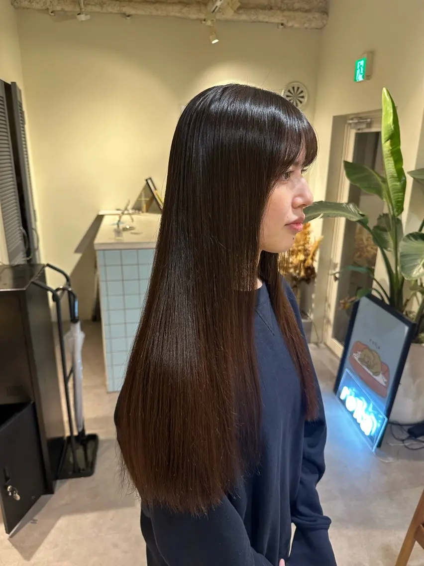 ロング 縮毛矯正 HANAME 原宿美容室のヘアスタイル