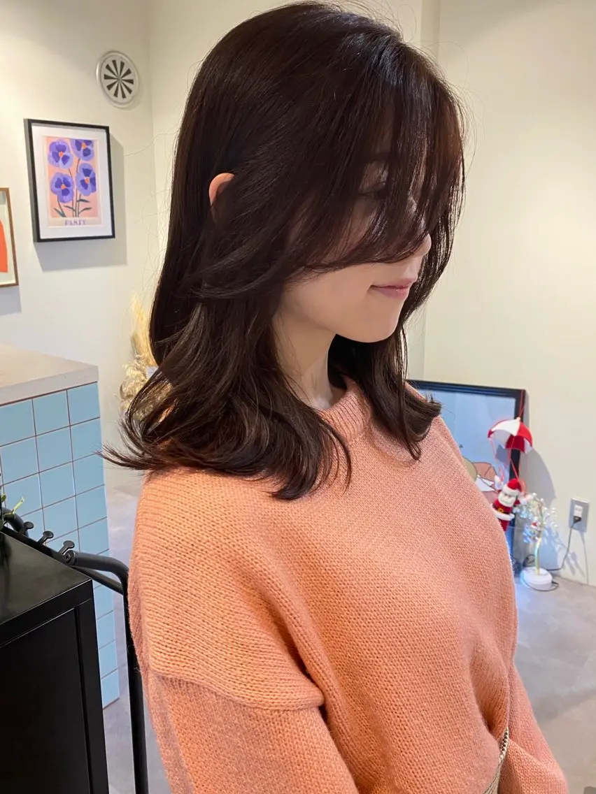 セミロング カラー 当日予約大歓迎💗 依田瑞希のヘアスタイル