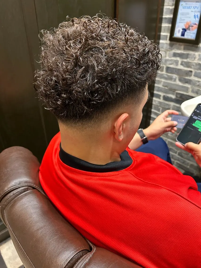 ショート 佐藤 功樹のヘアスタイル