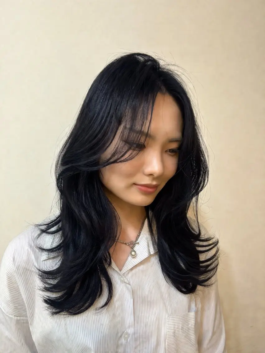 ロング カット ヘアカラー ✂韓国レイヤー 🦋みやび🪽のヘアスタイル