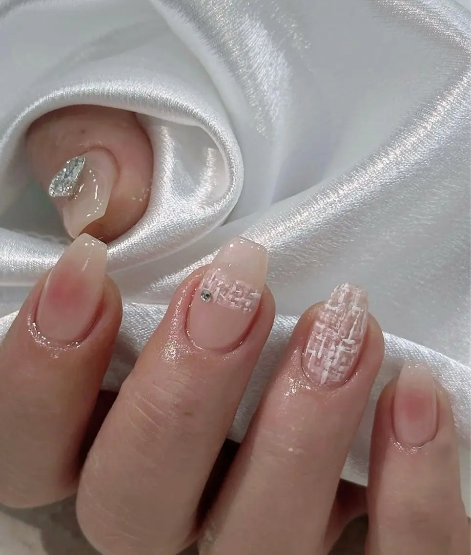 ネイル NailSalon✨ Écrinエクランのネイルデザイン