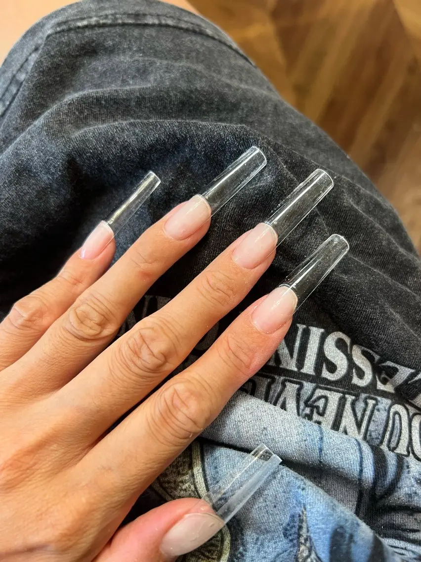 ネイル ロングネイル ジェルチップ長さだし 専門ネイルサロンのネイルデザイン