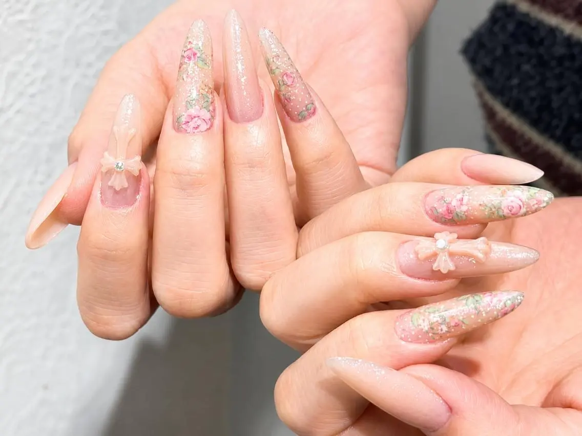 ネイル グラデーション 韓国ネイル ロングネイル 持ち込み シンプルネイル Melia Nail Nambaのネイルデザイン