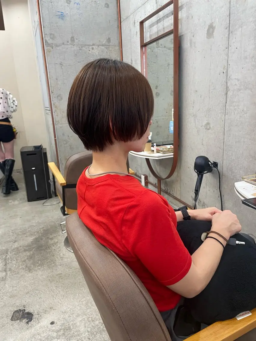 ショート カリン/ カット・ブリーチのヘアスタイル