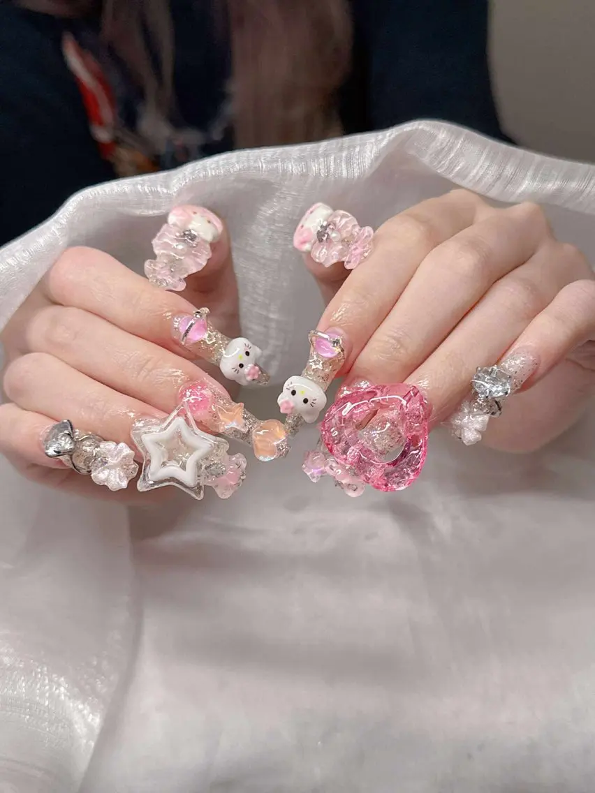 ネイル ハンドネイル Lee Nailsのネイルデザイン