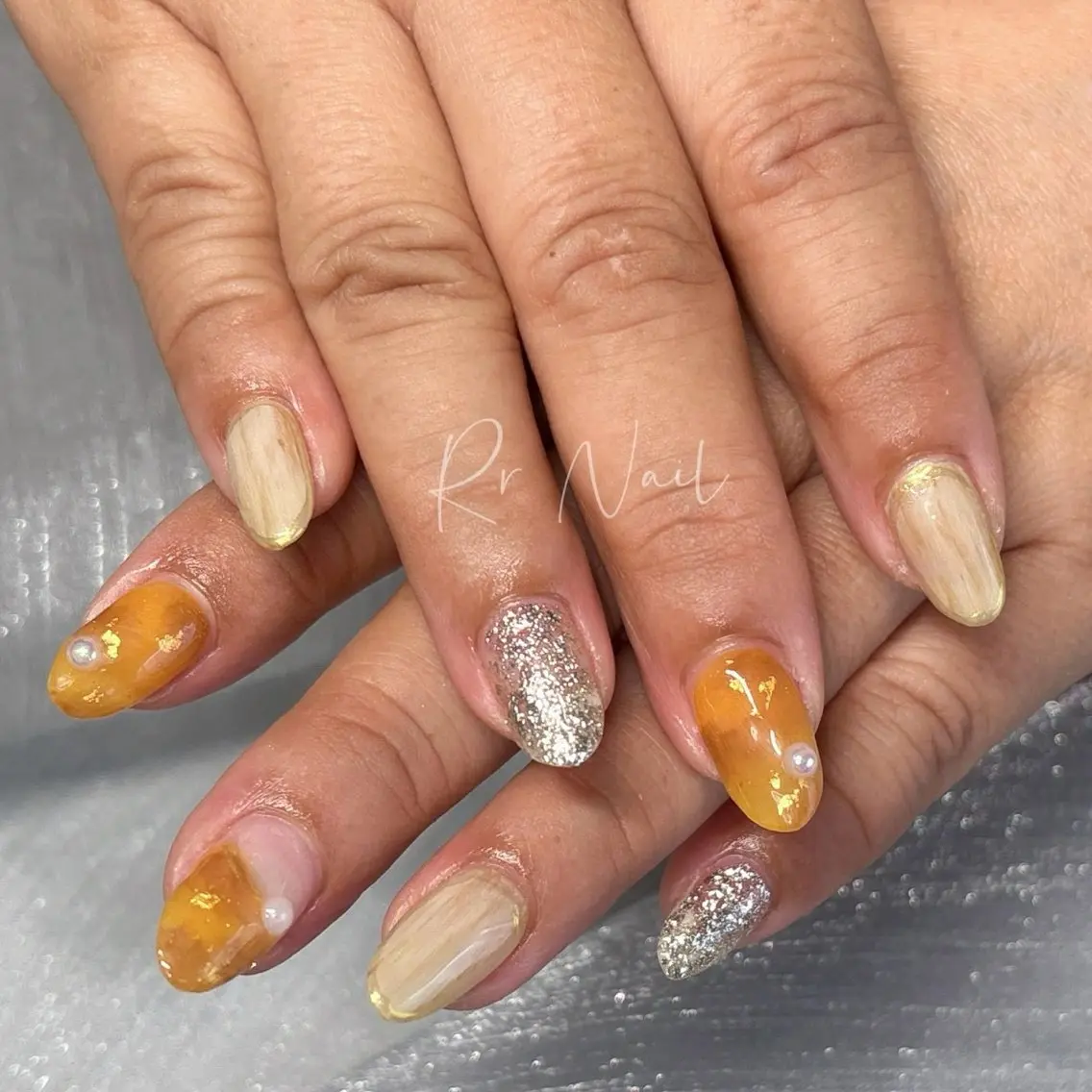 ミディアム ハンドネイル Rr Nailのネイルデザイン
