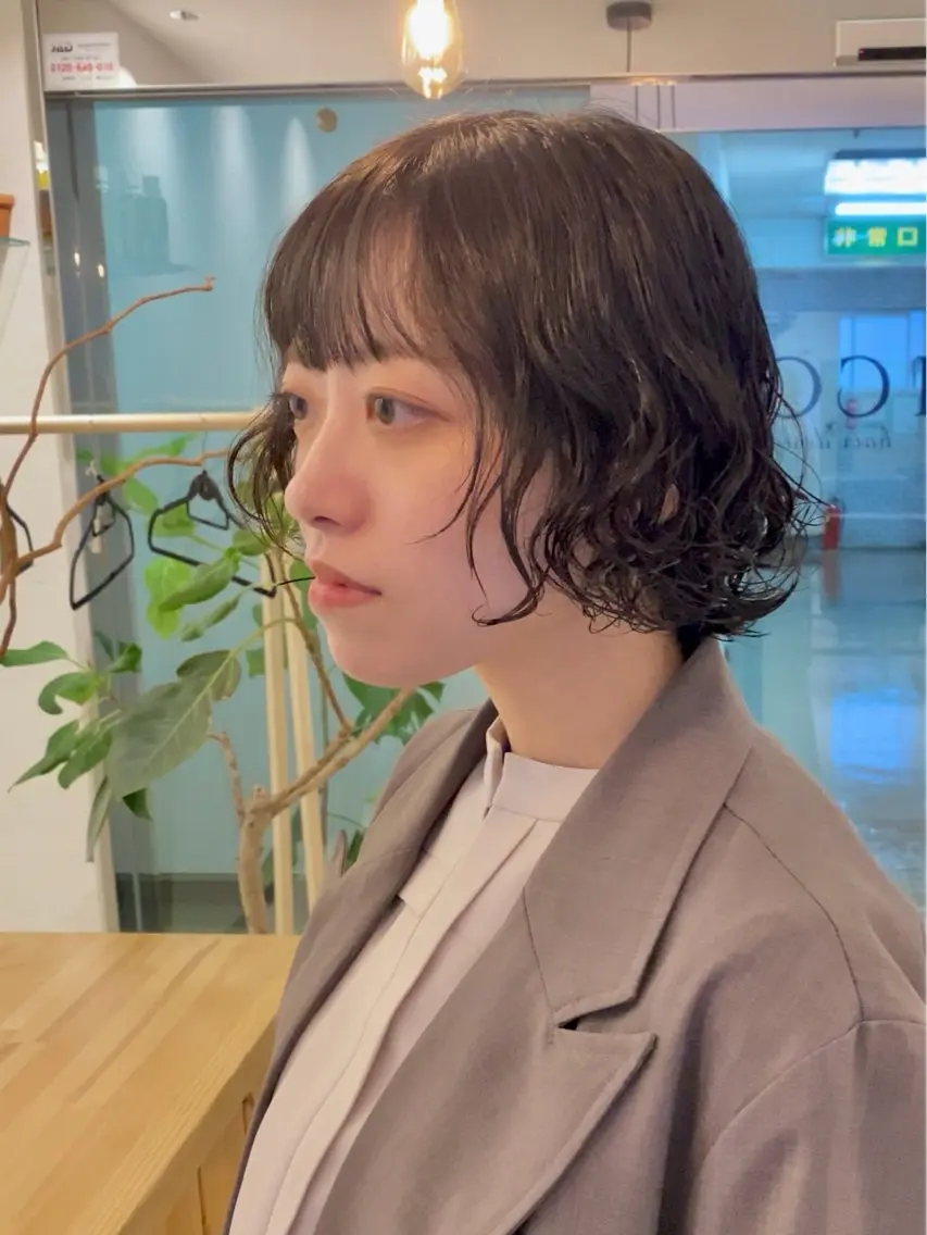 ショート パーマ ボブ ショートヘア カット パーマ 中村 莉子のヘアスタイル