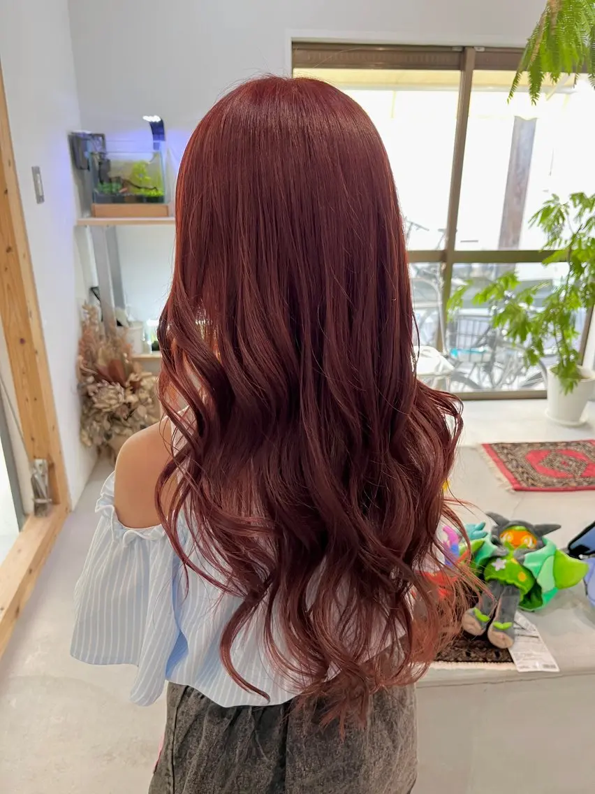 ロング カラー ブリーチ ダブルカラー ブリーチなしカラー ピンクカラー レッドカラー ヘアカラー トリートメント ブリーチなしカラー ダブルカラーエクステのヘアスタイル